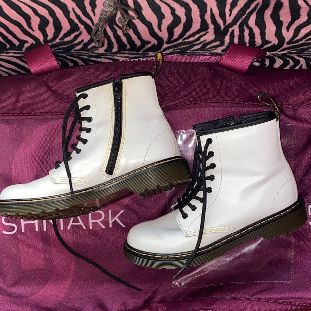 Dr. Martens 1460 Smooth Leather Lace Up Boots